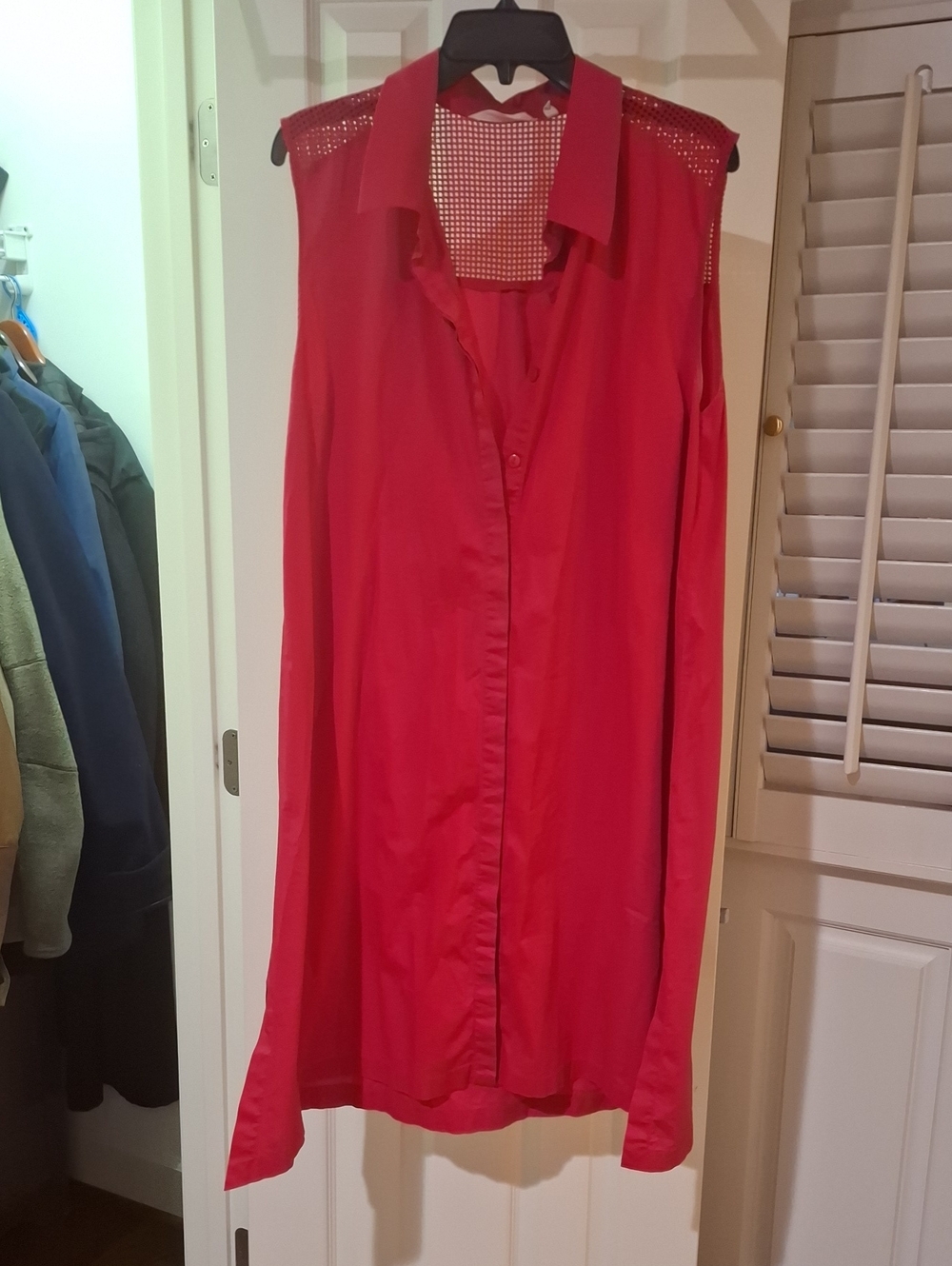 Soft SURROUNDINGS Sleeveless Red Button-Front Long Shirt Dress